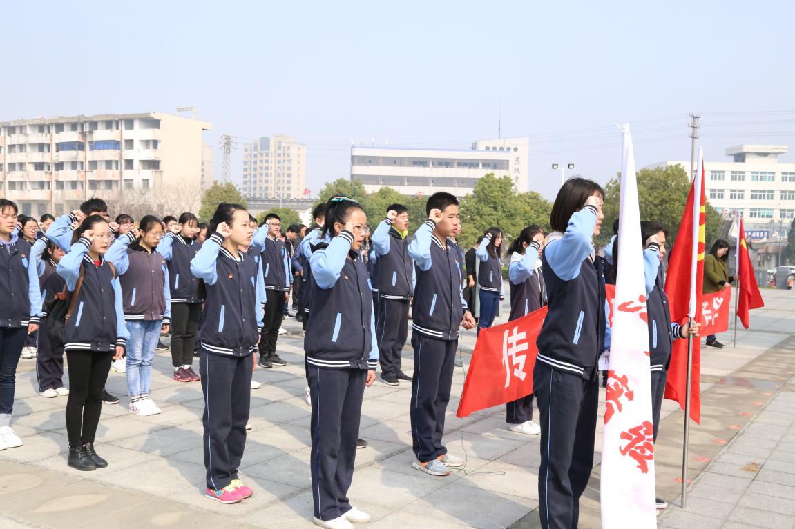 传承红色基因_绽放人生芳华